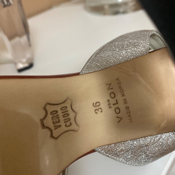 Brand new heels - Picture 2 of 4